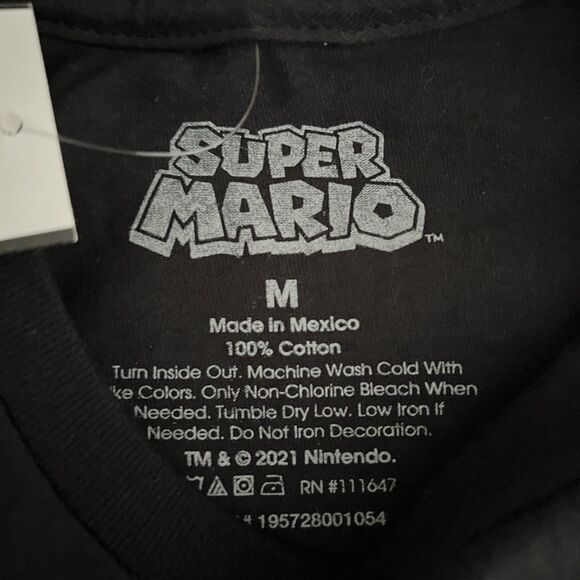 NWT “Super Mario” MEDTshirt Luigi Wario Waluigi Nintendo Arcade Retro Video Game - Picture 3 of 3